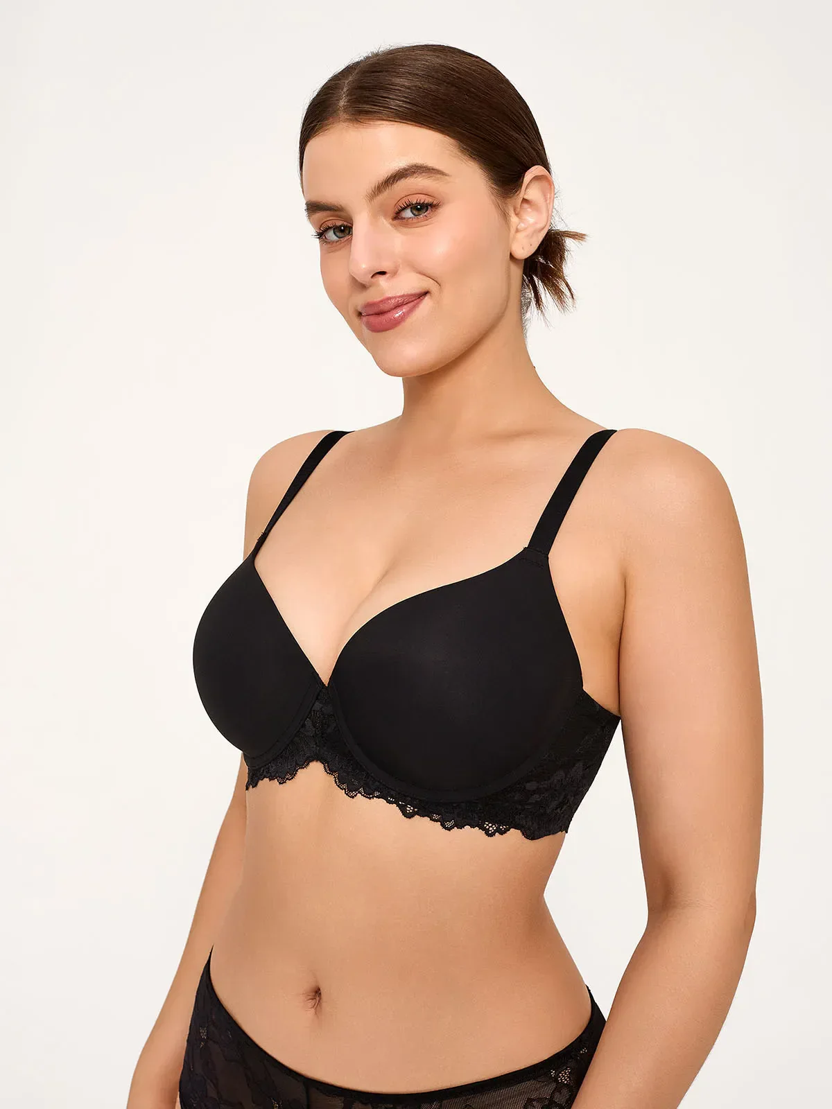 Delicate Embrace Lace Underwire Bra - Image 5