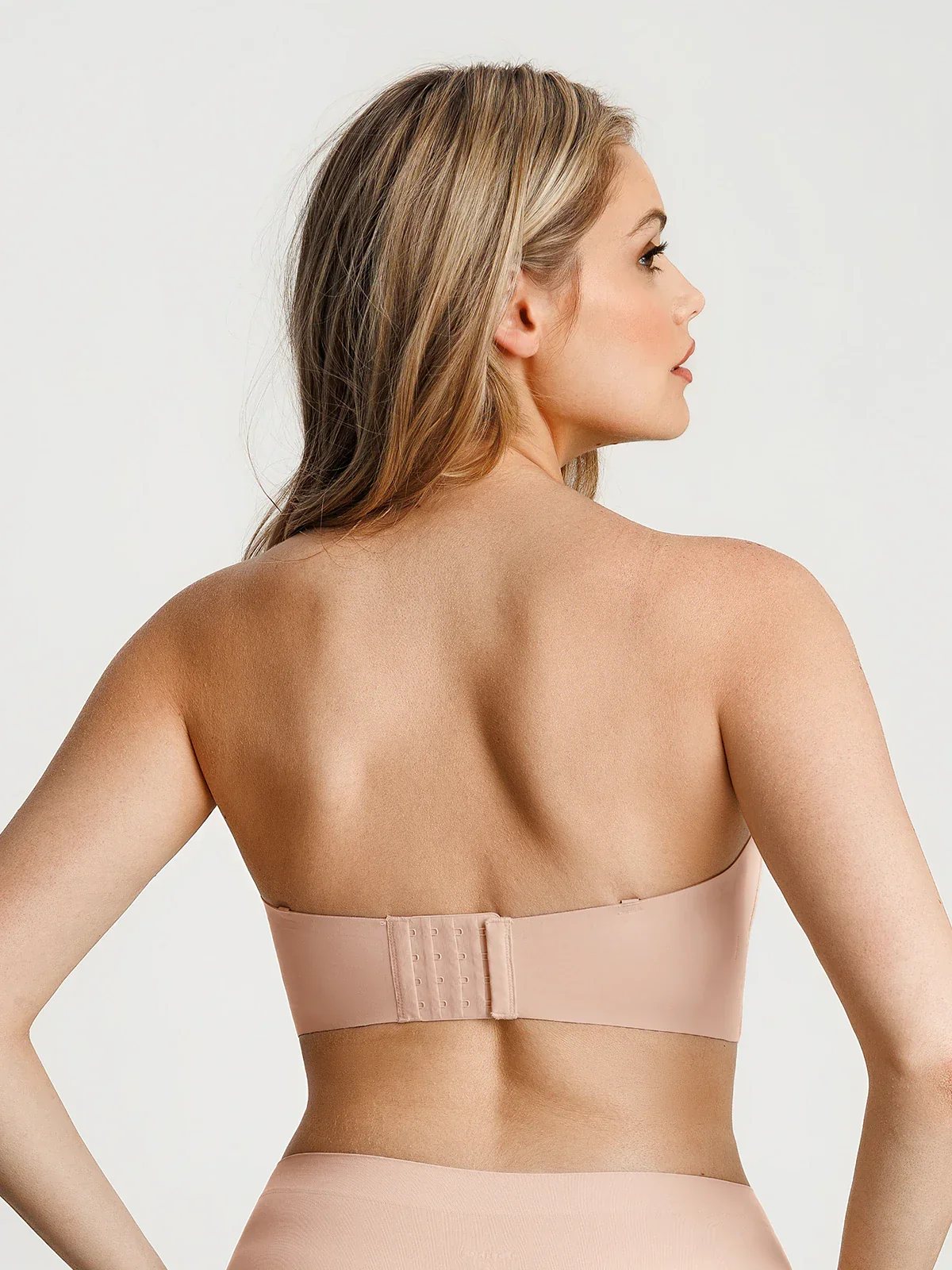 Seamless Non-Slip Shaping Strapless Bra - Image 9