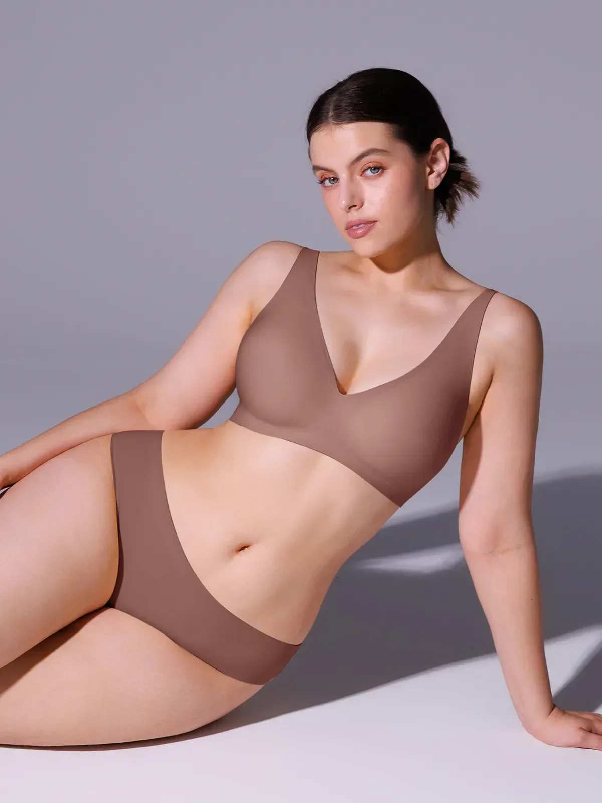 Seamless Wireless Jelly Comfort Plunge Bra - Image 29