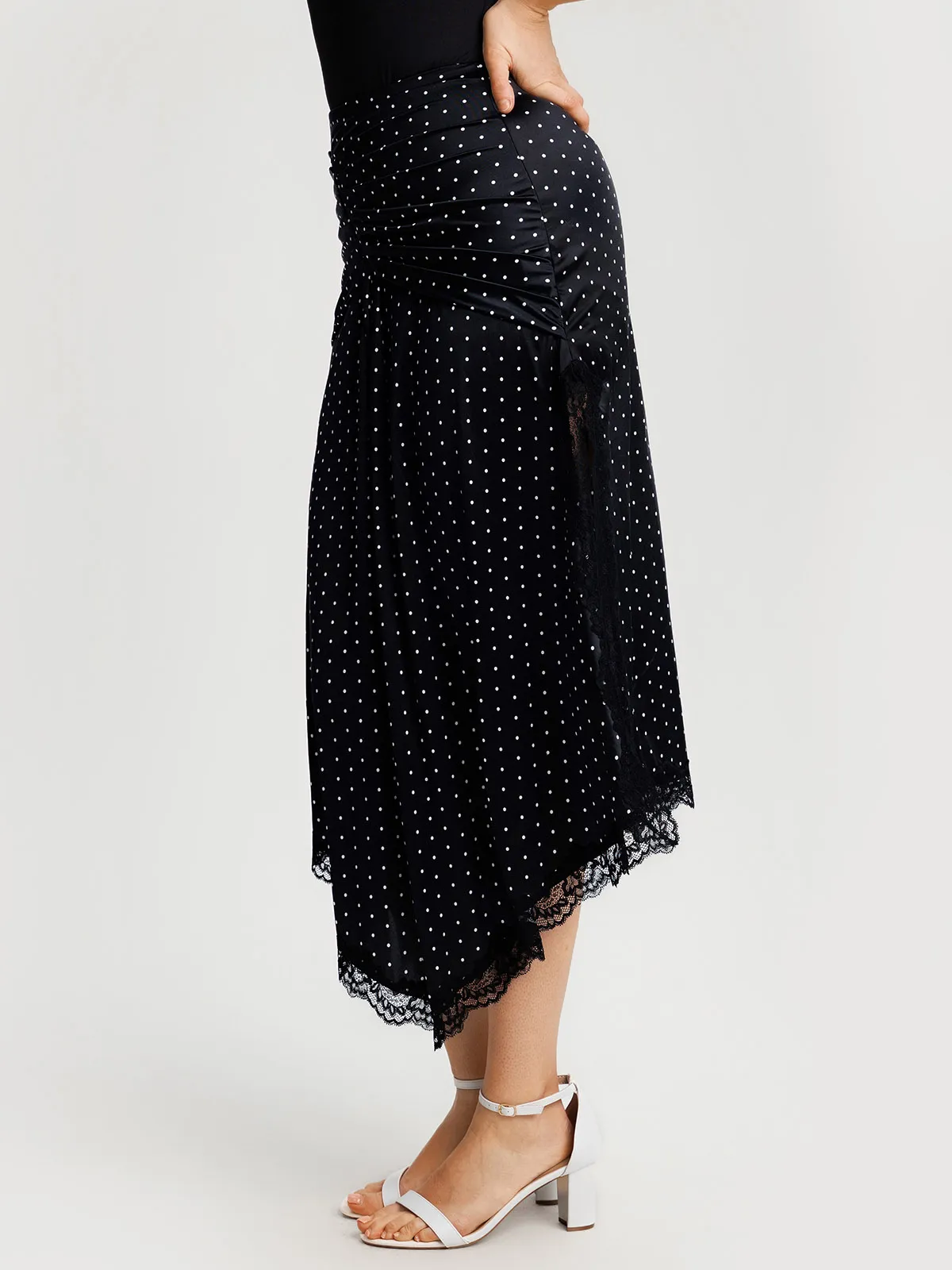 Shapewear Asymmetric Ruched Lace Midi Skirt - Image 15